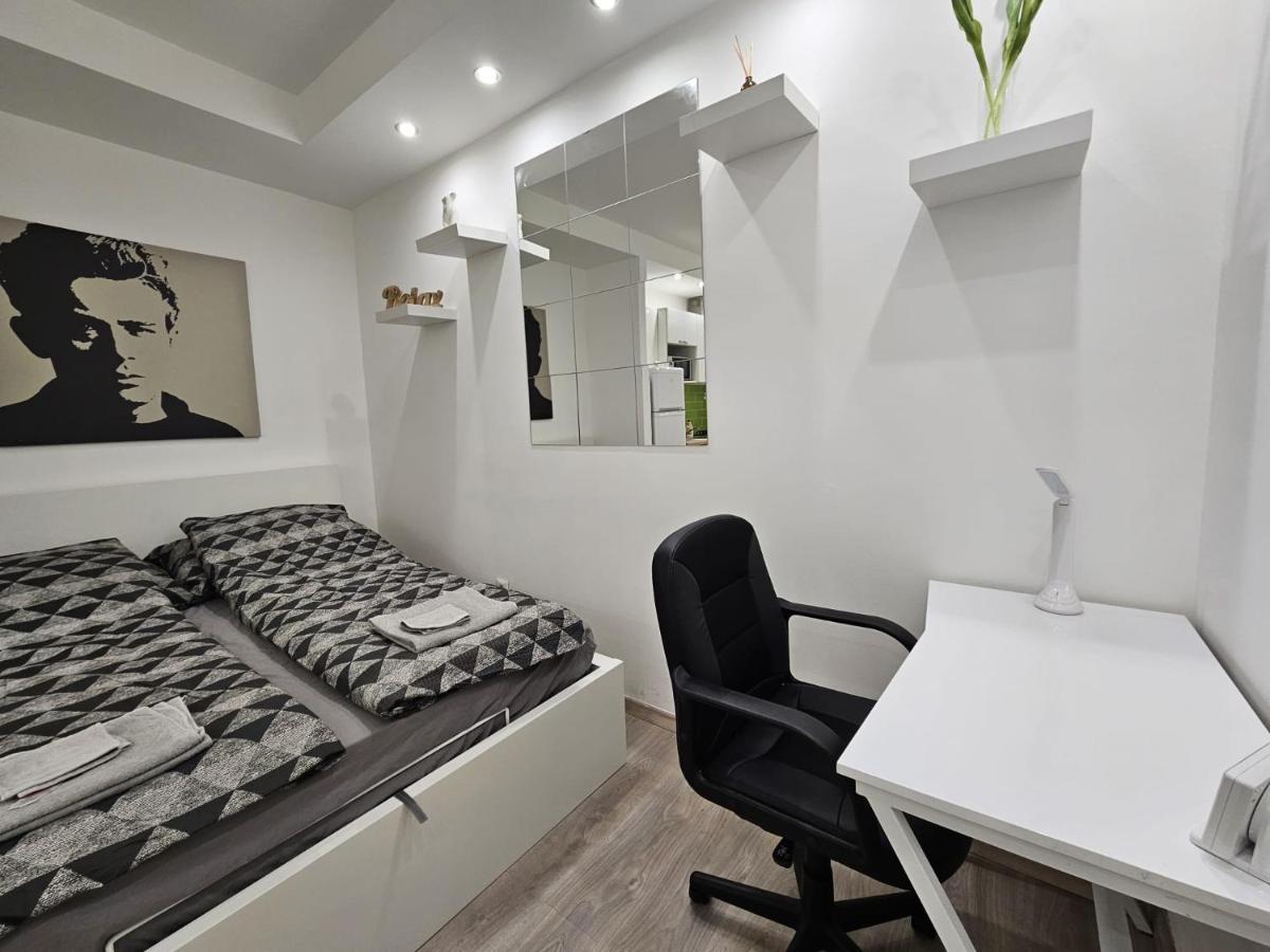 Smart Studio In The Heart Of بودابست المظهر الخارجي الصورة
