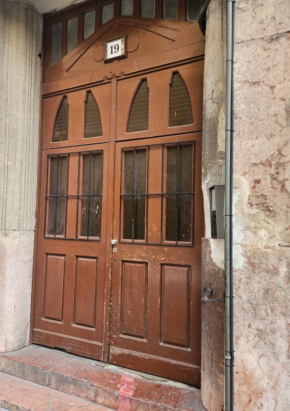 Smart Studio In The Heart Of بودابست المظهر الخارجي الصورة